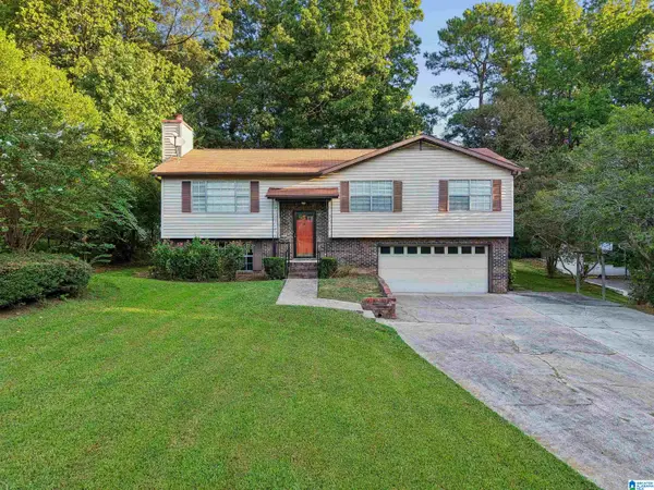 1212 SWEETWATER CIRCLE, Birmingham, AL 35235