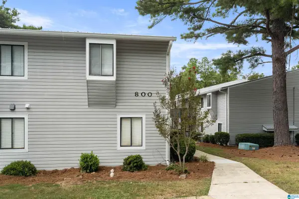806 WOODLAND VILLAGE, Homewood, AL 35216