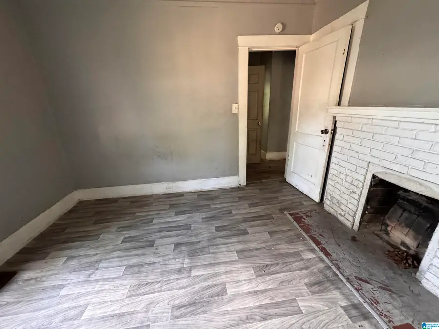 909 14TH STREET, Midfield, AL 35228 - #3