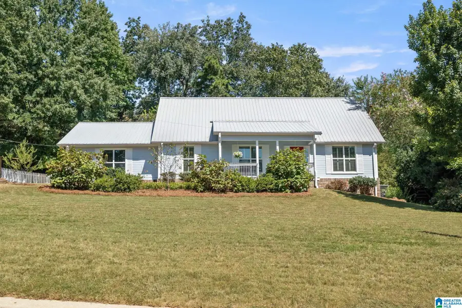 3615 BERMUDA DRIVE, Irondale, AL 35210 - #3