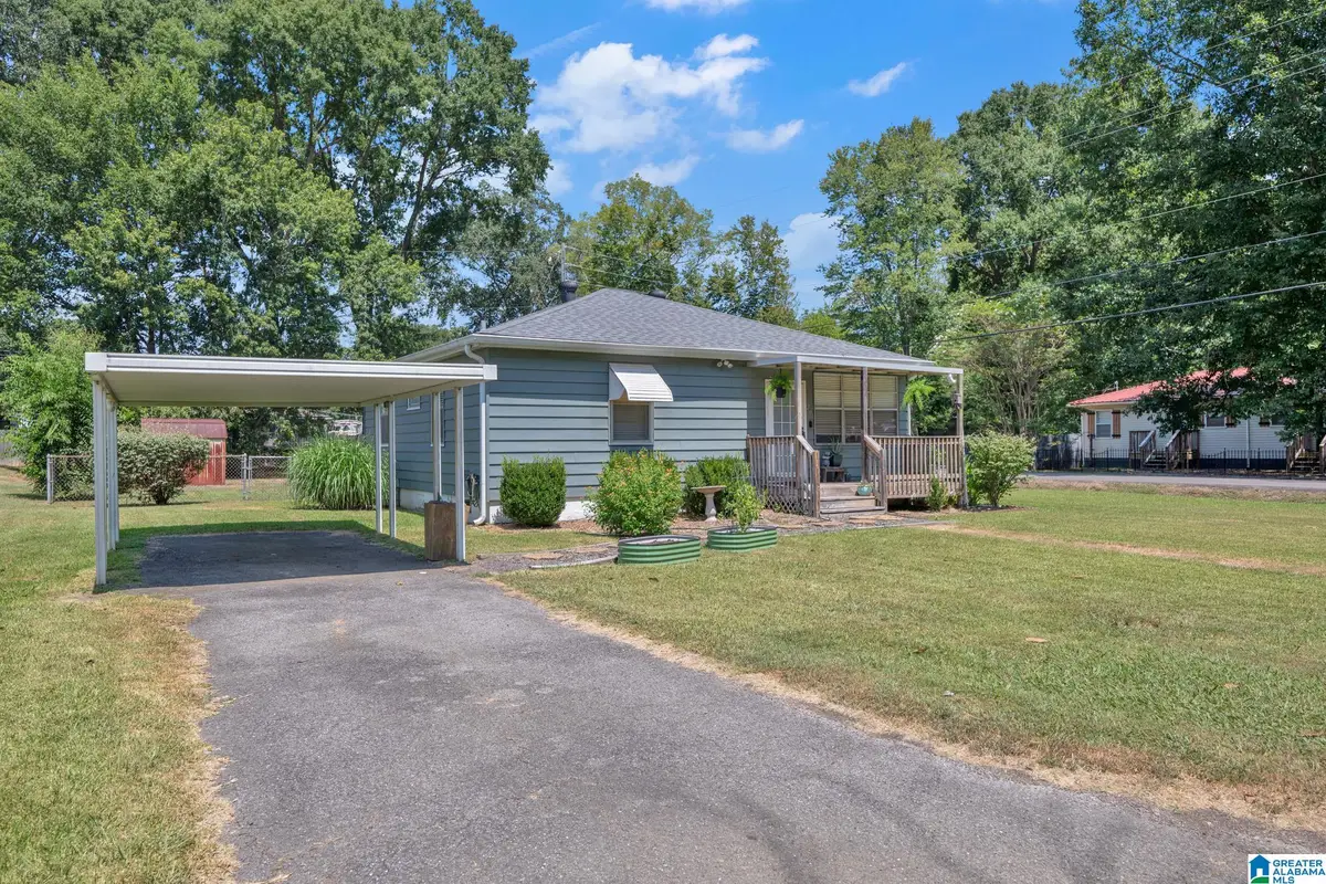 201 LAKELAND AVENUE, Hueytown, AL 35023 - #1