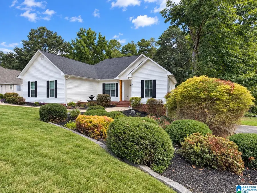 4208 COUNTRY OAKS DRIVE, Oxford, AL 36203 - #2