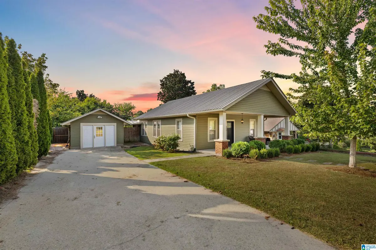 506 4TH STREET SE, Cullman, AL 35055 - #1
