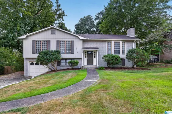 611 ASHWOOD LANE, Trussville, AL 35173