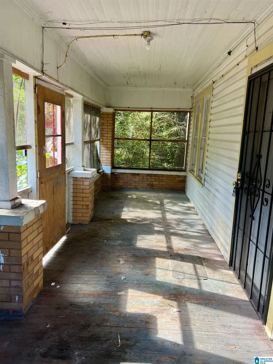 532 FRANCIS PLACE SW, Birmingham, AL 35211 - #2