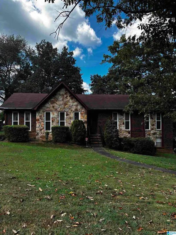 638 LORETTA DRIVE, Birmingham, AL 35214
