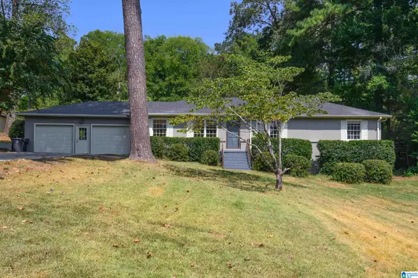 1812 MOUNTAIN WOODS PLACE, Vestavia hills, AL 35216