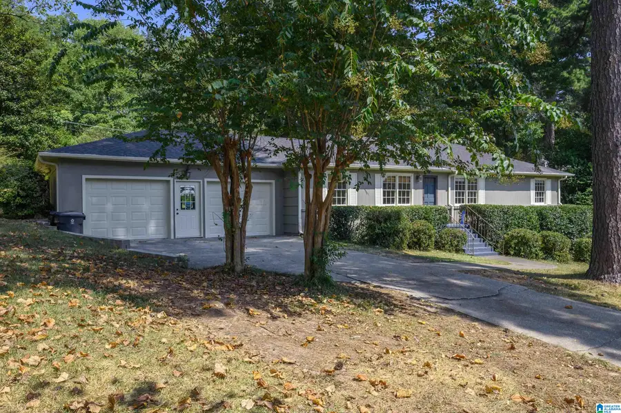 1812 MOUNTAIN WOODS PLACE, Vestavia Hills, AL 35216 - #3
