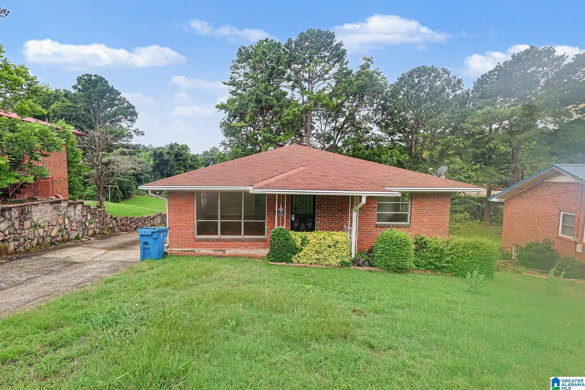 6536 CHEROKEE DRIVE, Fairfield, AL 35064 - #1