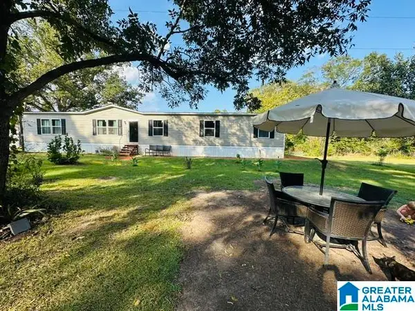 402 COUNTY ROAD 95, Calera, AL 35040