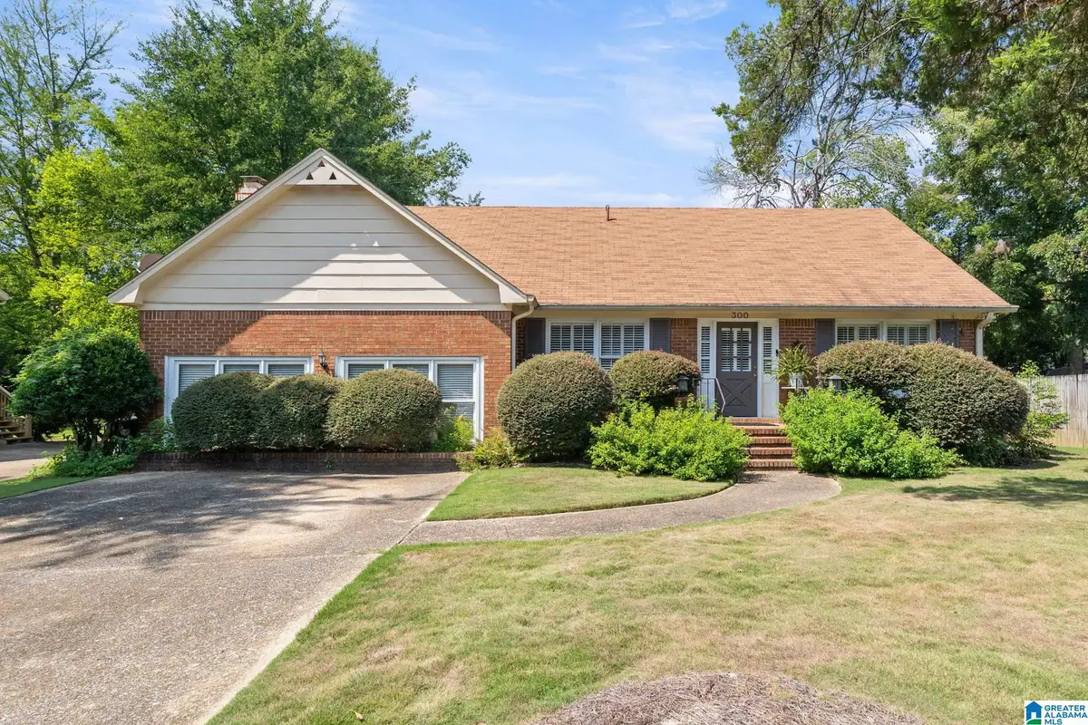300 LEACH DRIVE, Birmingham, AL 35213 - #1