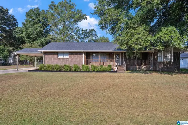 2772 BRENDA CIRCLE, Gardendale, AL 35071