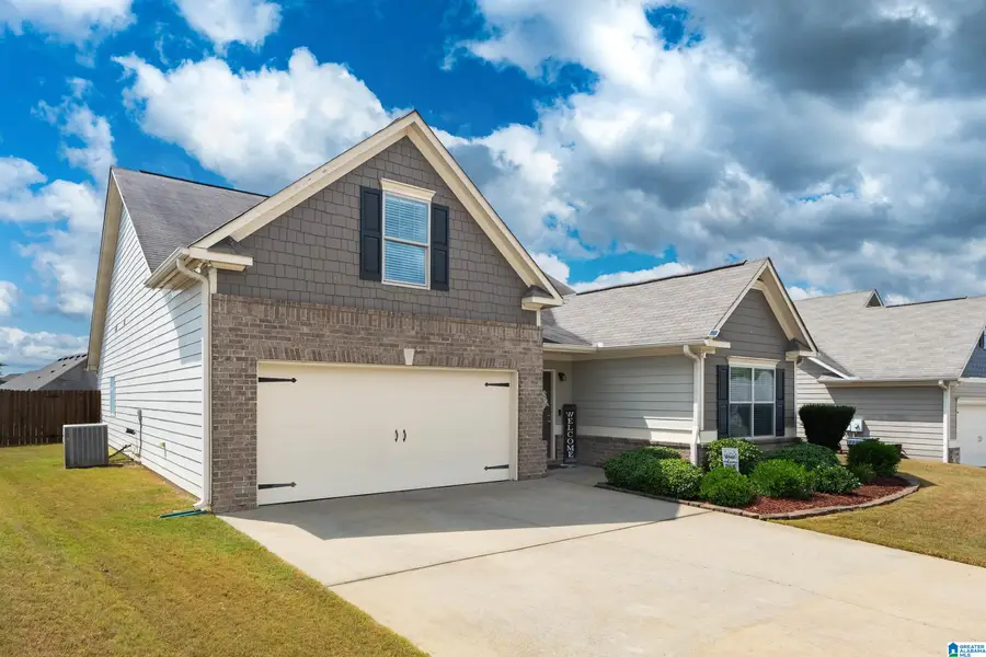 7004 KENSINGTON AVENUE, Calera, AL 35040 - #2