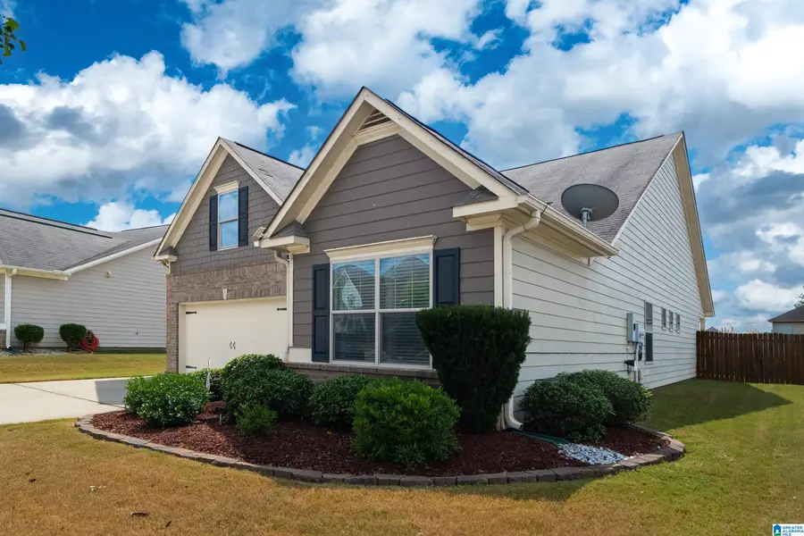 7004 KENSINGTON AVENUE, Calera, AL 35040 - #3