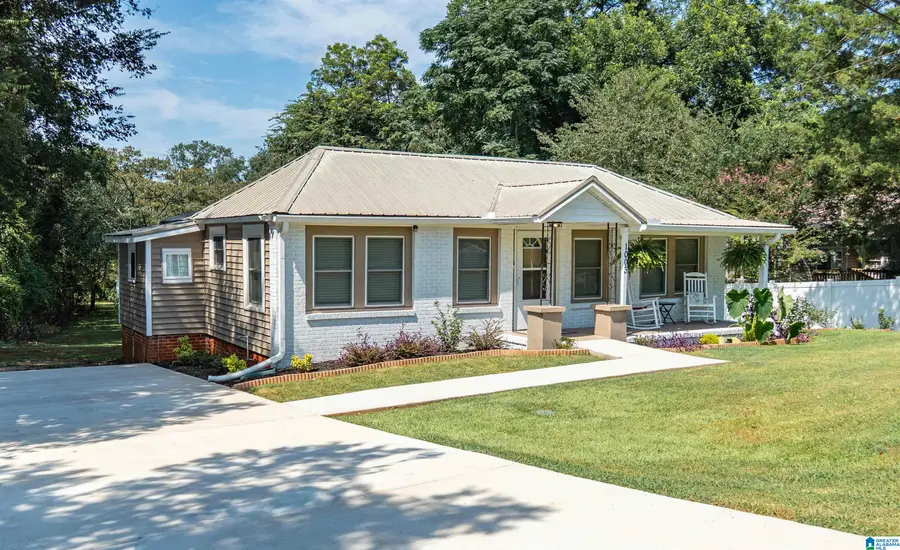 983 W BATTLE STREET, Talladega, AL 35160 - #2