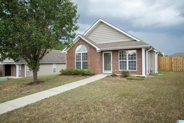 293 VILLAGE DRIVE, Calera, AL 35040