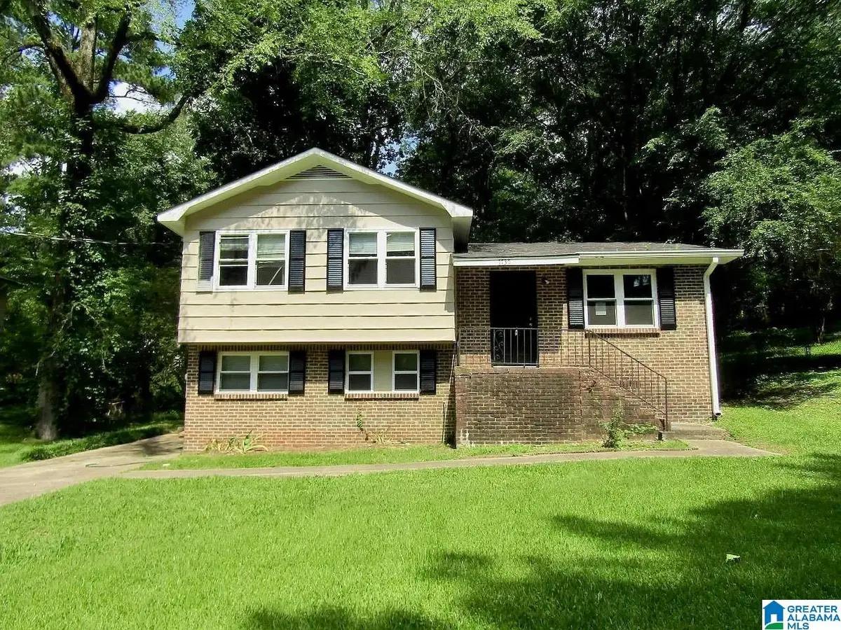 1735 6TH STREET NW, Birmingham, AL 35215 - #1