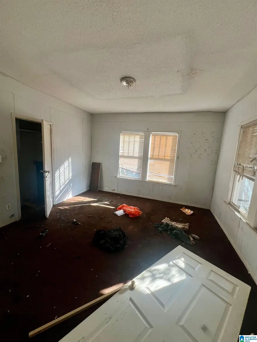 1744 LEE AVENUE SW, Birmingham, AL 35211 - #3