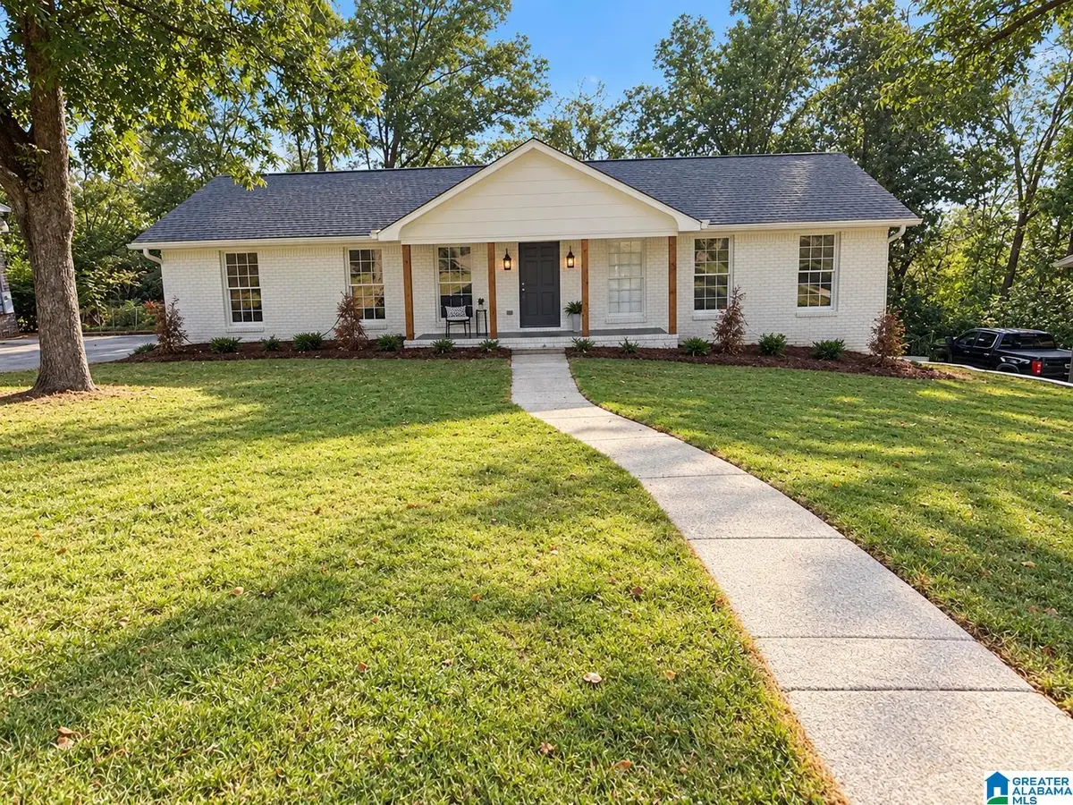 2469 JAMESTOWN DRIVE, Hoover, AL 35226 - #1
