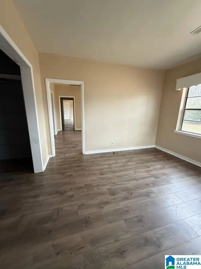 12 4TH AVENUE SW, Birmingham, AL 35211 - #3