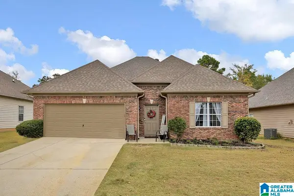 813 SAVANNAH LANE, Calera, AL 35040