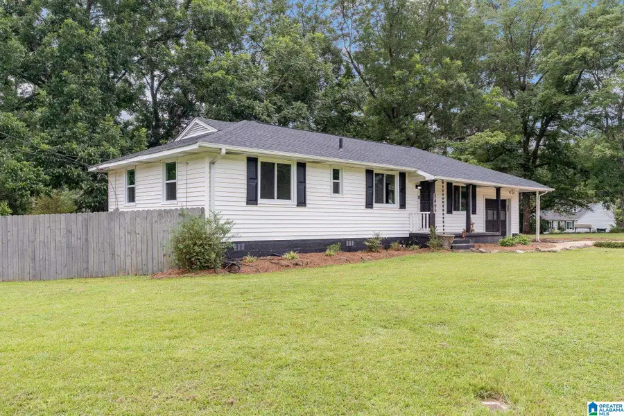 1400 GOLDEN DRIVE, Bessemer, AL 35023 - #2