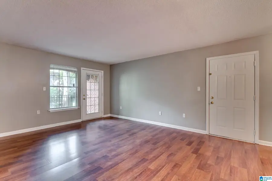 2515 VETERANS MEMORIAL PARKWAY, Tuscaloosa, AL 35404 - #2