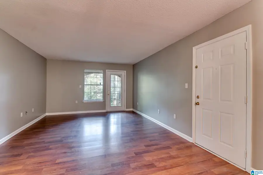 2515 VETERANS MEMORIAL PARKWAY, Tuscaloosa, AL 35404 - #3