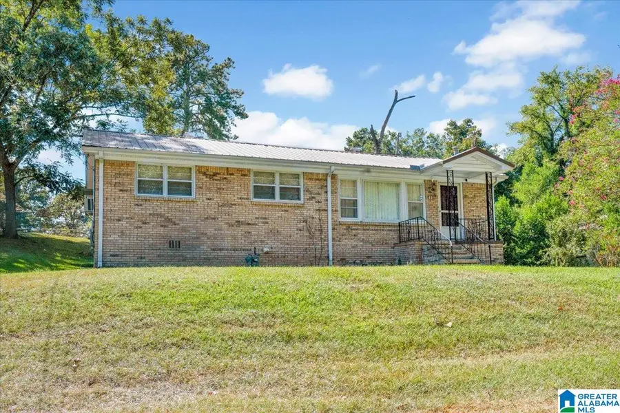 401 10TH AVENUE, Midfield, AL 35228 - #2