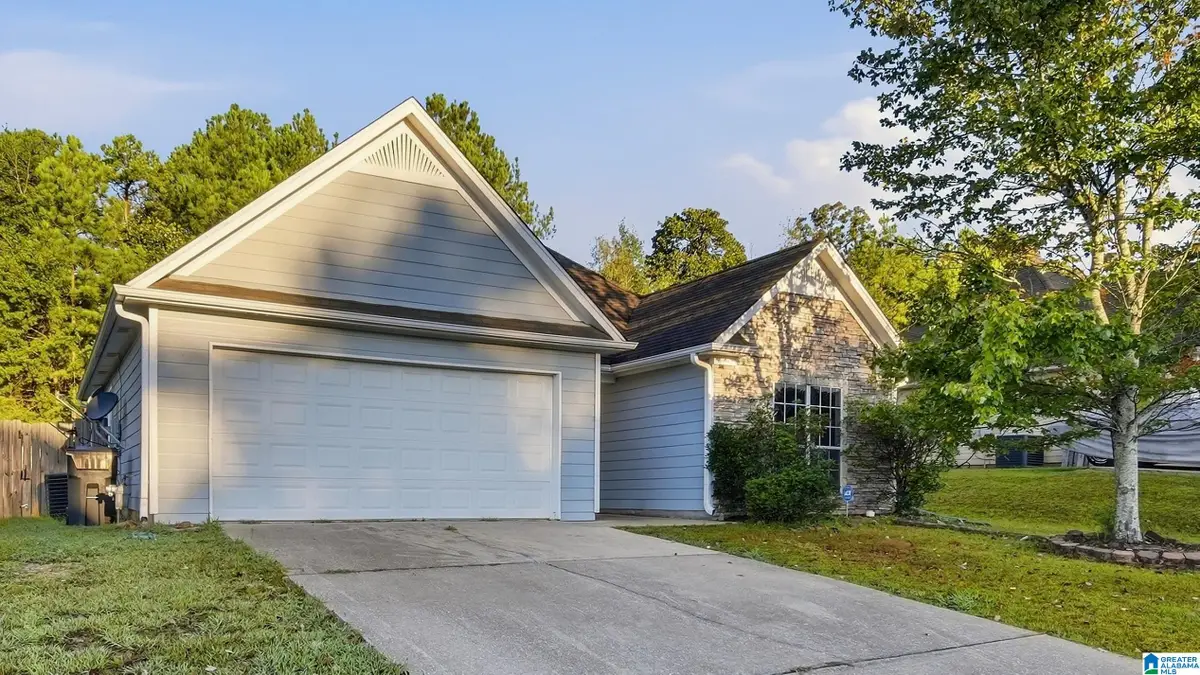 508 CAMDEN COVE CIRCLE, Calera, AL 35040 - #1