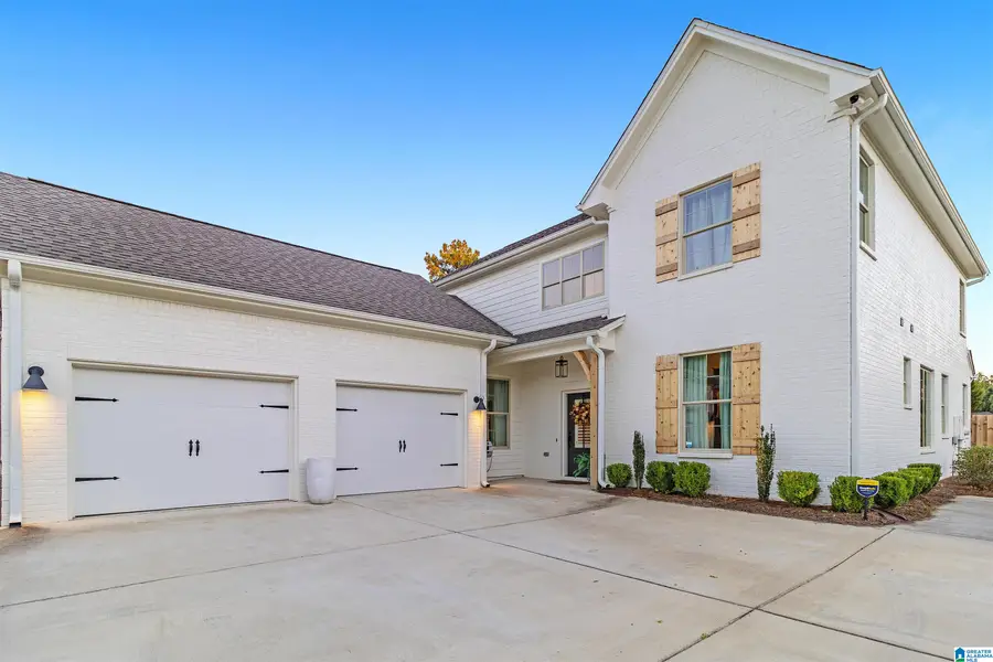 400 LIME CREEK BEND, Chelsea, AL 35043 - #2