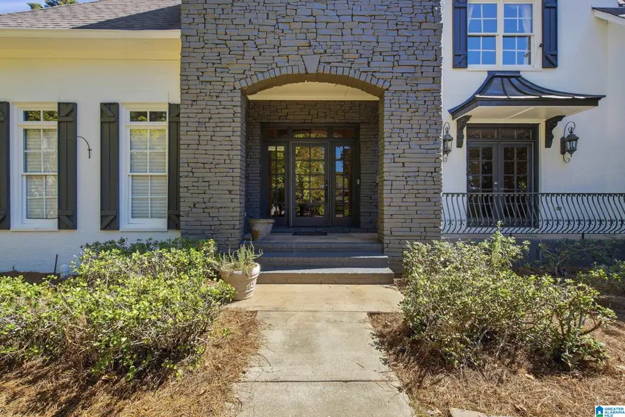 1500 WOODRIDGE PLACE, Vestavia Hills, AL 35216 - #2