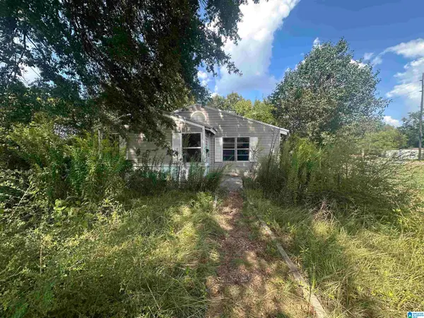 1805 16TH WAY N, Bessemer, AL 35020