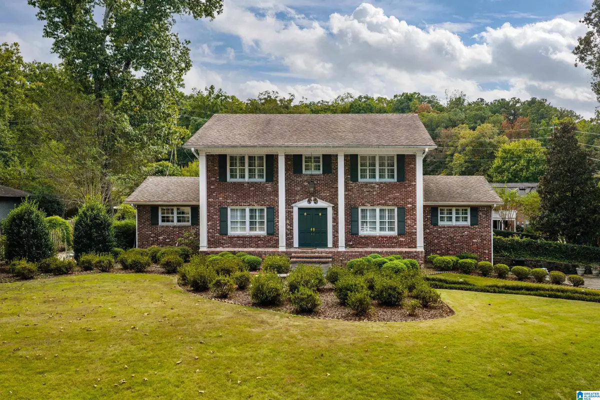 1621 HAYS CIRCLE, Vestavia Hills, AL 35216 - #1