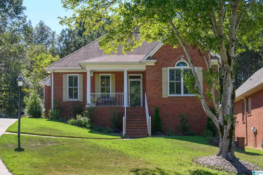 513 MAGNOLIA CREST CIRCLE, Gardendale, AL 35071 - #2