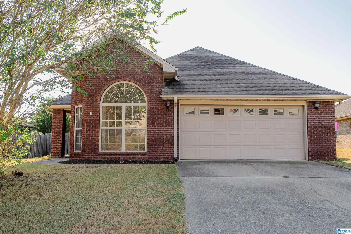 326 IVY HILLS CIRCLE, Calera, AL 35040 - #1