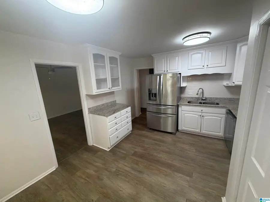 2024 MONTREAT PARKWAY, Vestavia Hills, AL 35216 - #2