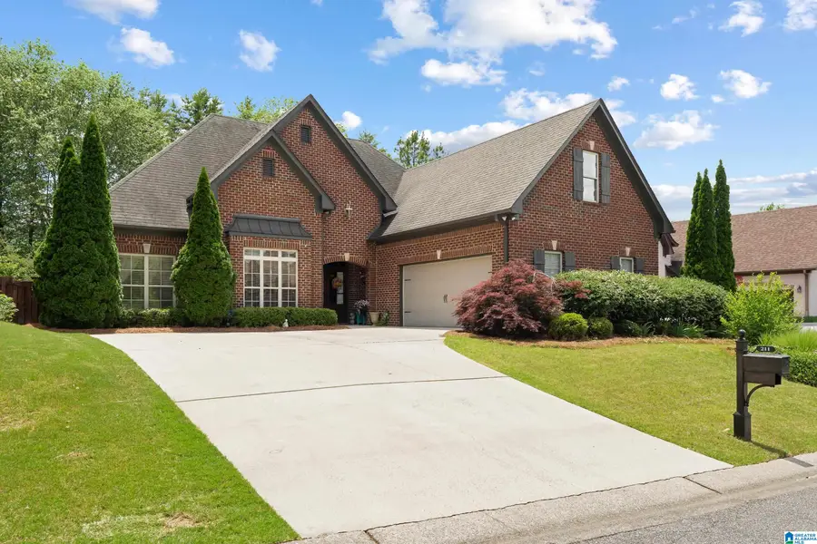 211 KENNISTON DALE, Pelham, AL 35124 - #2