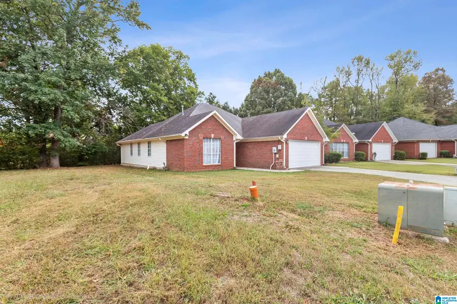 529 LAKESIDE CIRCLE, Center Point, AL 35215 - #3