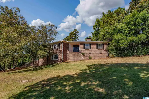 160 PEACHTREE CIRCLE, Mountain brook, AL 35213