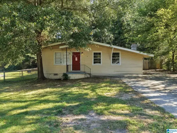 1709 4TH PLACE NW, Center point, AL 35215