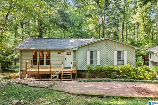 2966 LAKE PARK CIRCLE, Birmingham, AL 35242
