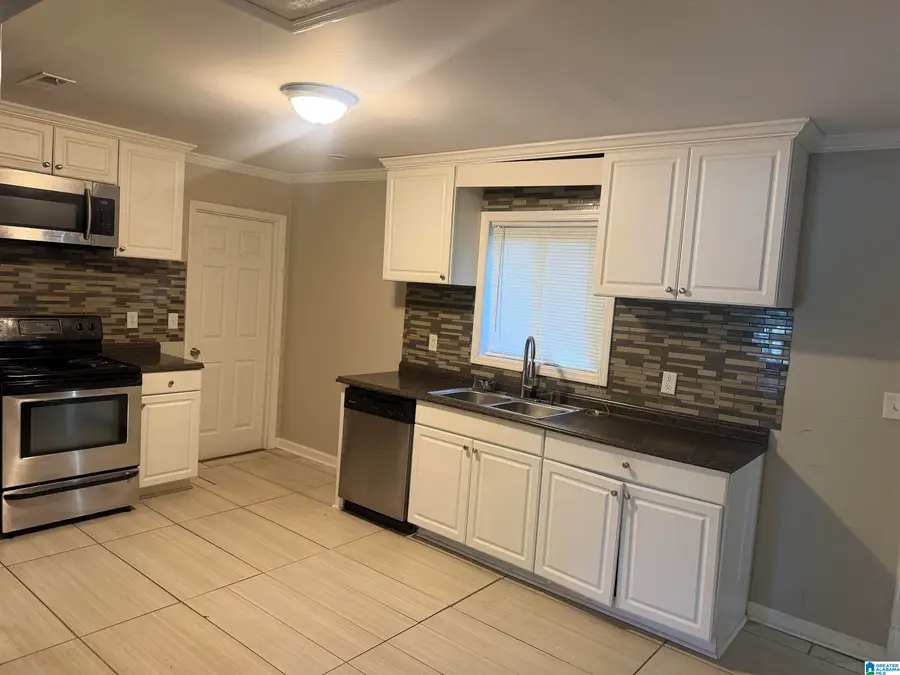256 TANGLEWOOD CIRCLE, Birmingham, AL 35215 - #3