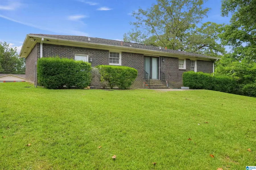 417 FAIR OAKS DRIVE, Fairfield, AL 35064 - #3