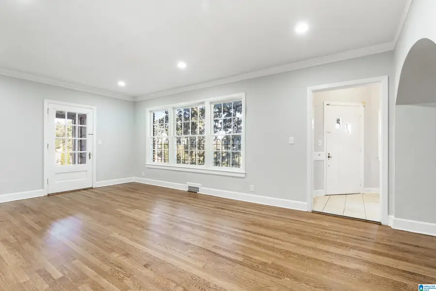 1555 8TH AVENUE W, Birmingham, AL 35208 - #3