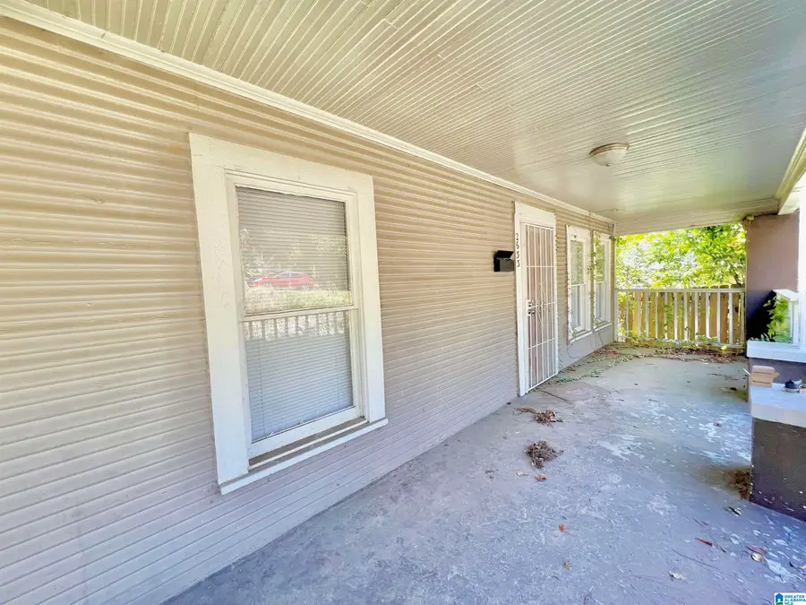 2633 28TH STREET ENSLEY, Birmingham, AL 35208 - #2