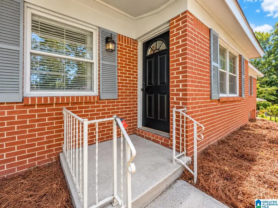 1321 HATFIELD LANE, Birmingham, AL 35215 - #2