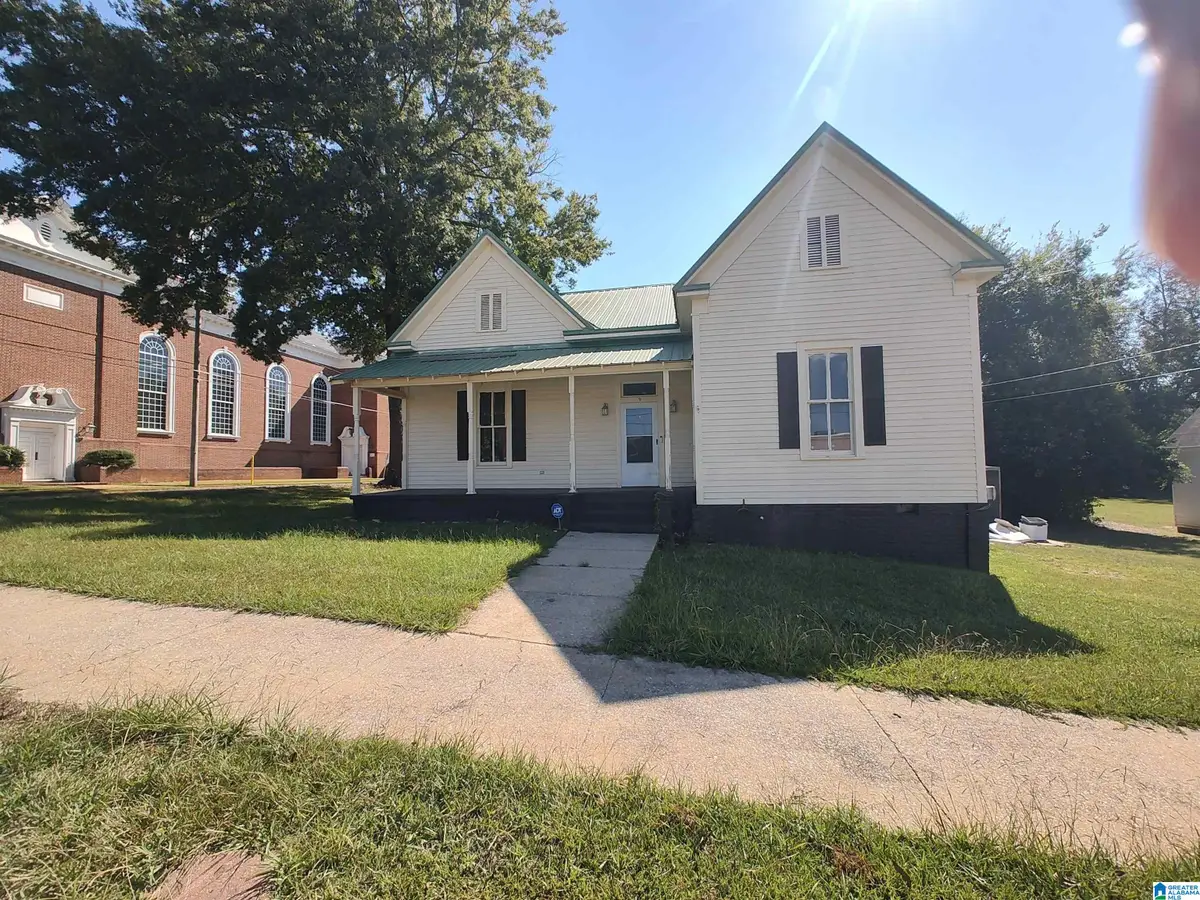 9 E SPRING STREET, Sylacauga, AL 35150 - #1