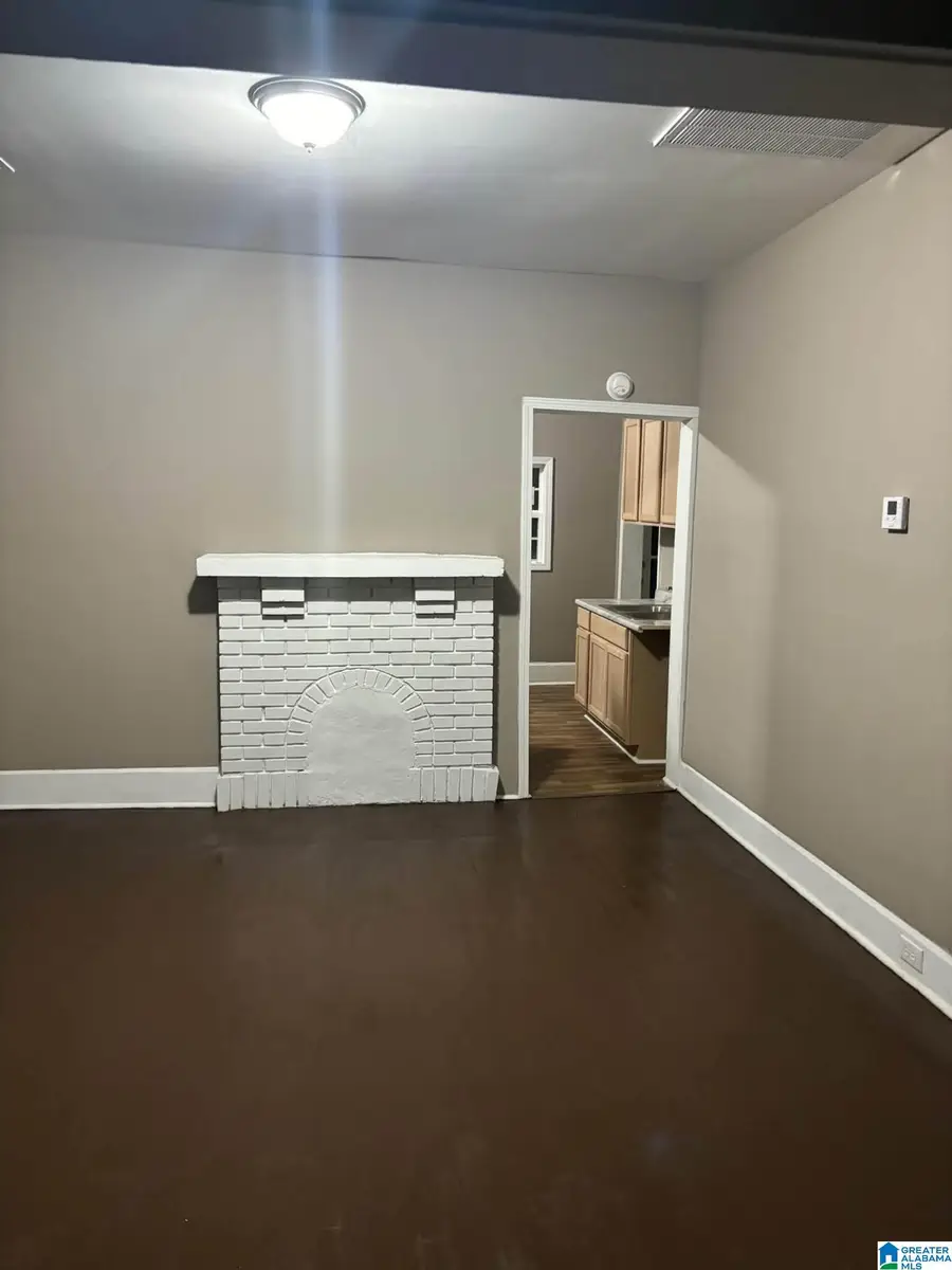 1305 WOODLAND AVENUE SW, Birmingham, AL 35211 - #3