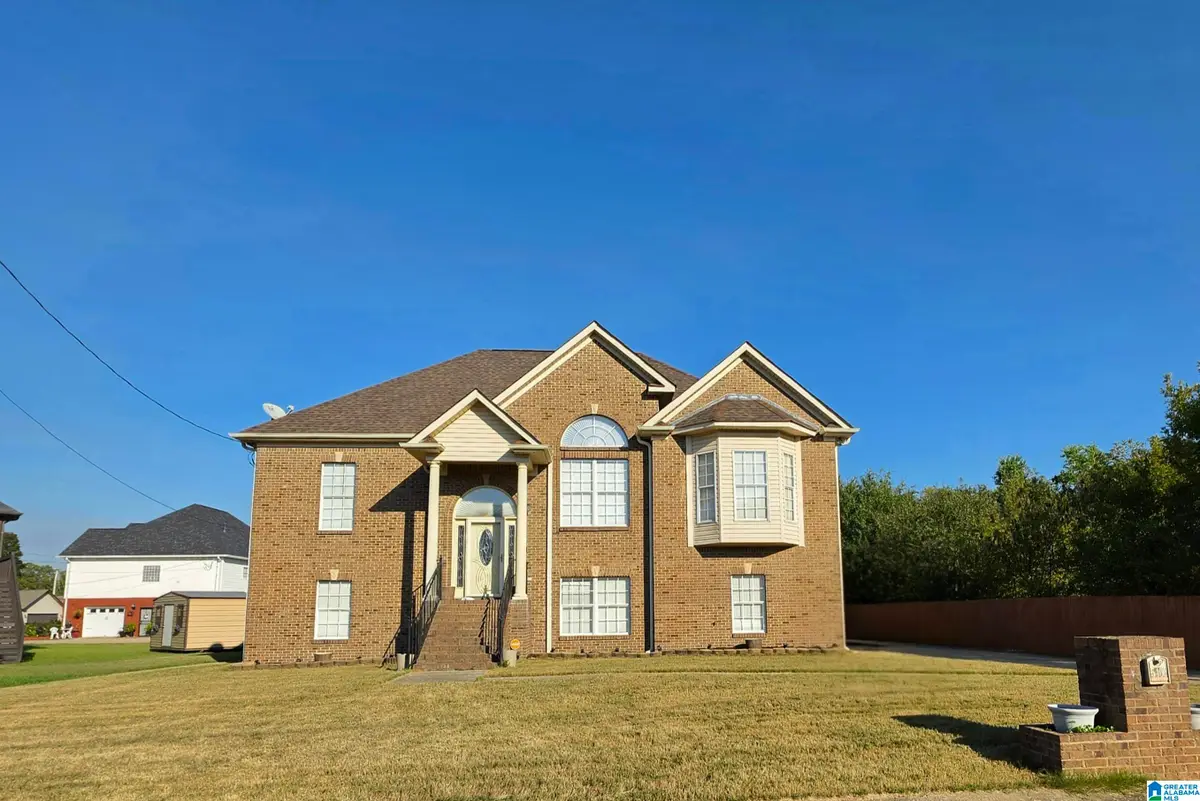 5406 CARRIAGE HOUSE LANE, Bessemer, AL 35022 - #1